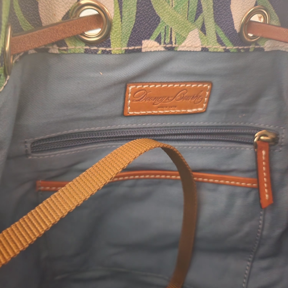 Dooney & Bourke Floral Bucket Bag With Matching Wrislet! - Picture 5 of 12